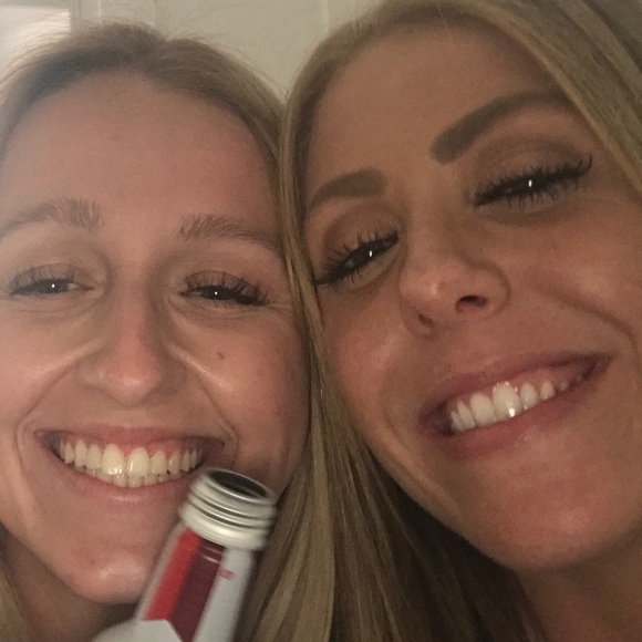 Meet your Posher, Rebecca - Picture 1 of 1